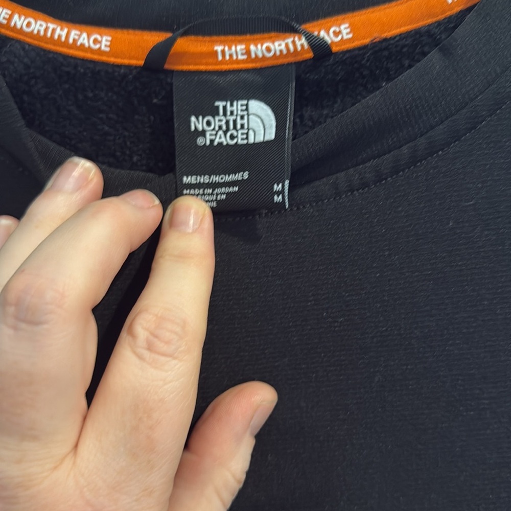 North face insulated Tekware sweater with front pockets - Picture 4 of 4